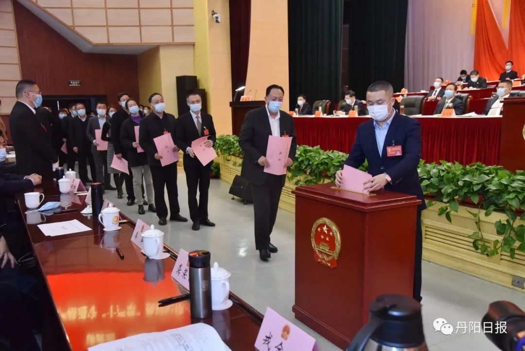 丹阳镇人事大调解，塑造未来，引发新活力