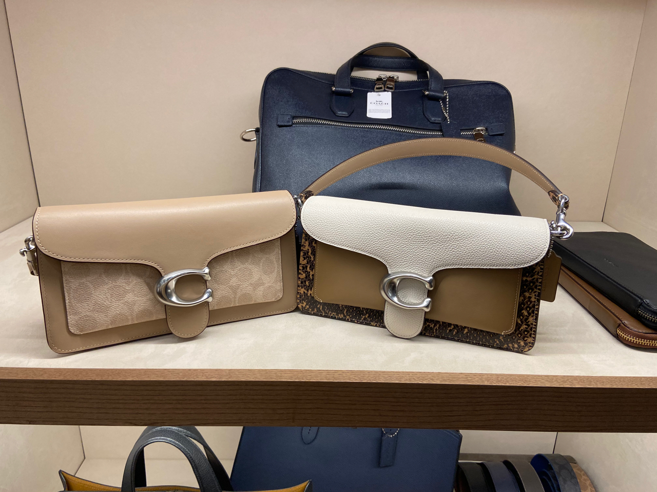 最新Coach品牌引领时尚潮流前沿