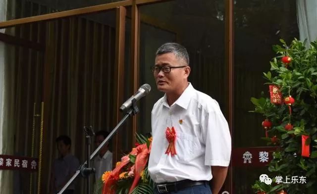 万冲镇新任向导及其引领下的新篇章