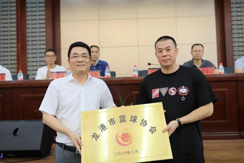 龙港区体育局最新向导团队，引领厘革，共铸体育新篇章