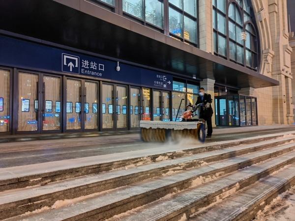 抚远县公路运输治理事业单位最新向导概览，向导团队及职责剖析