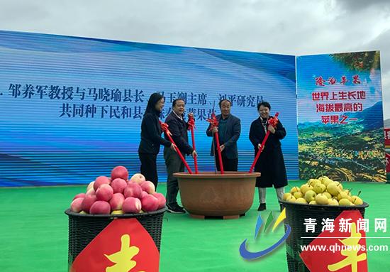 隆治乡最新向导团队引领地方生长，展现向导风范与继续