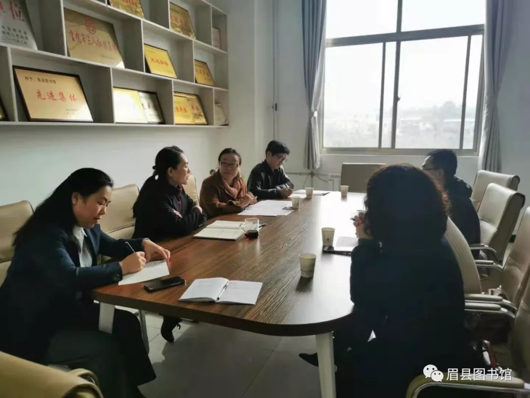 凤翔县图书馆新向导团队引领文化昌盛，推动厘革之路