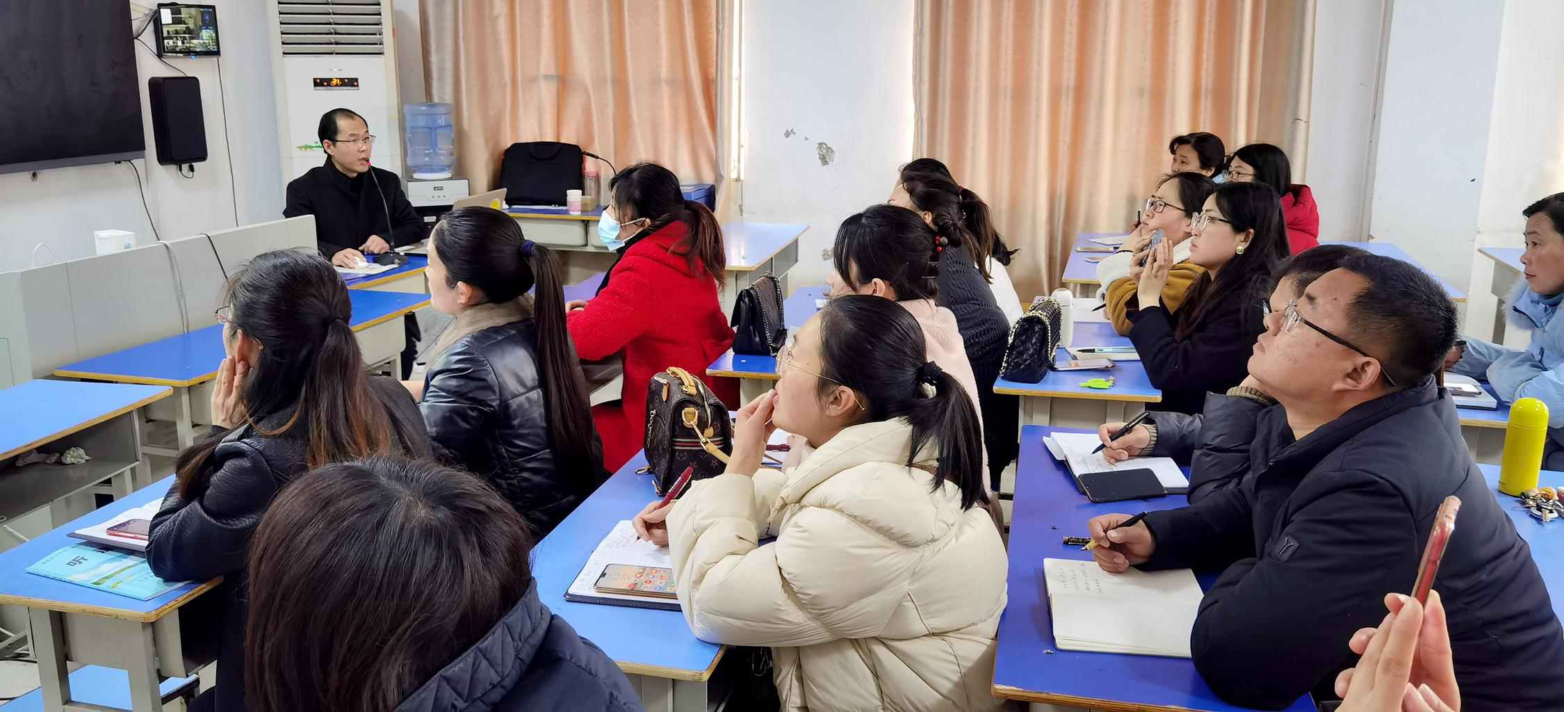 萧县科学手艺和工业信息化局最新向导团队概览