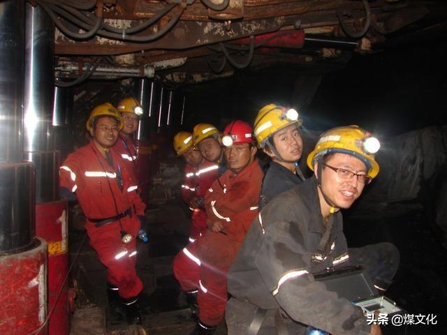 新奥800图库最新版本更新内容——动态剖析诠释界说_YE版42.290