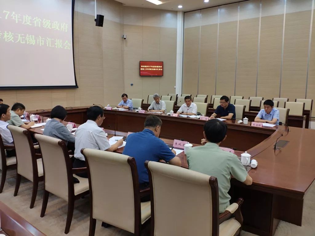 4949免费资料大全更新，实地考察数据应用，桌面款10.483