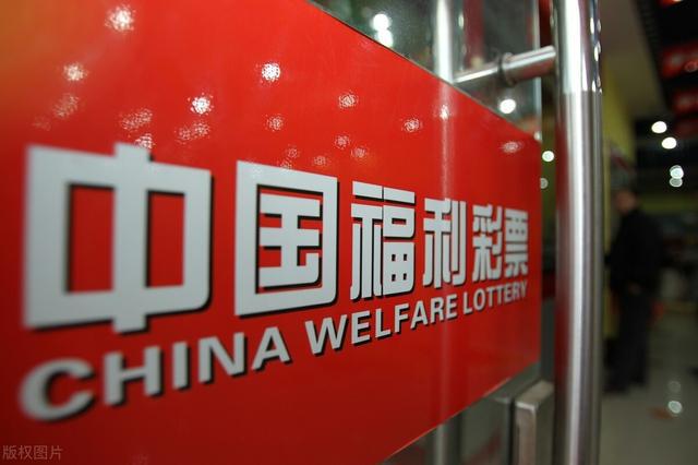 2024香港资料大全正新版021期27-24-32-17-4-41T：47
