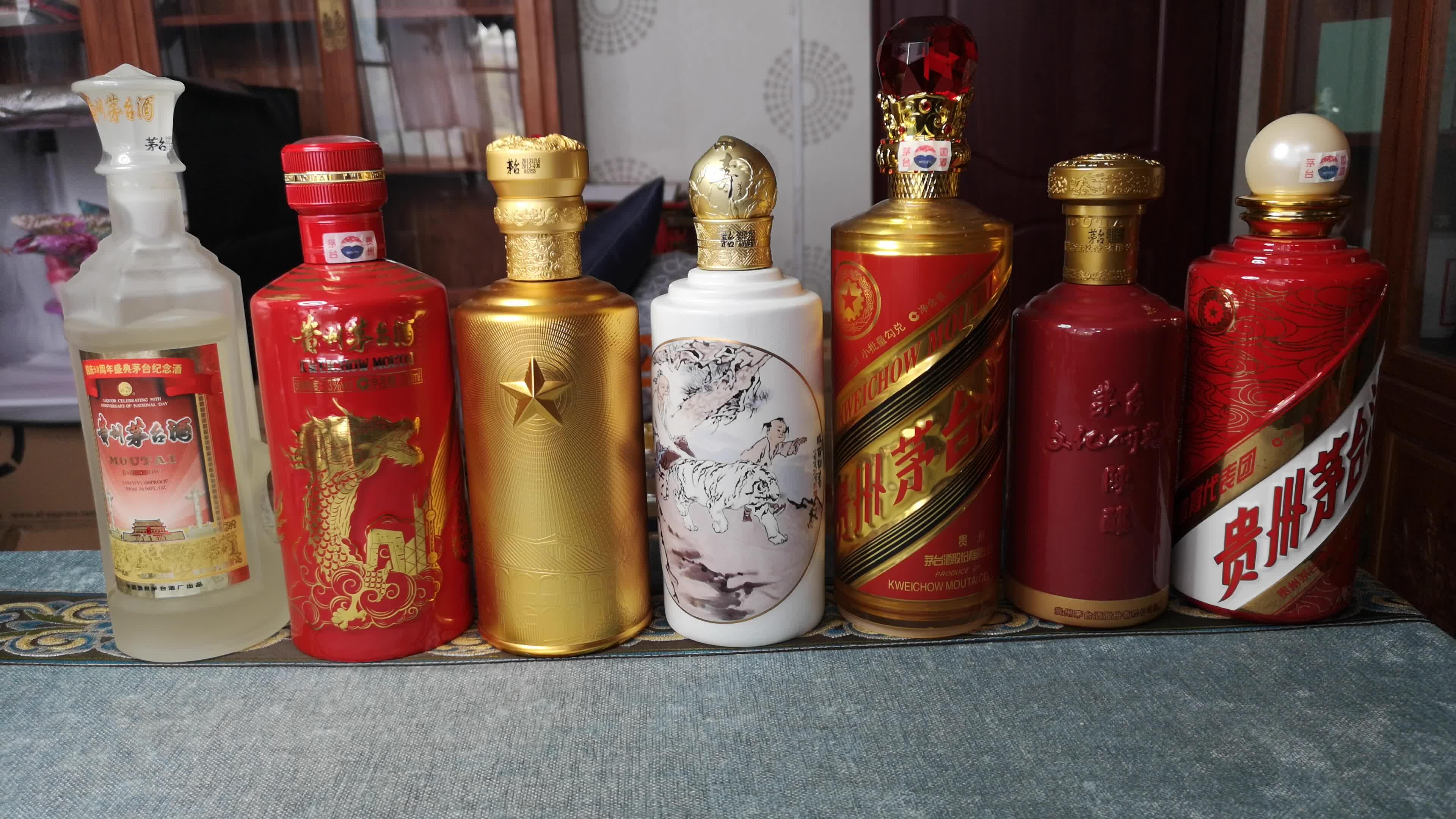 醇香视觉盛宴，最新酒图片浏览与品味体验