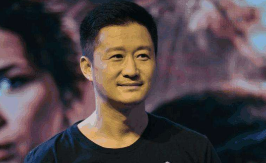 吴京最新影戏热血演绎，银幕传奇再现！